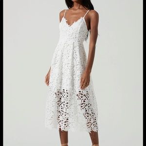 ASTR the label white lace midi dress